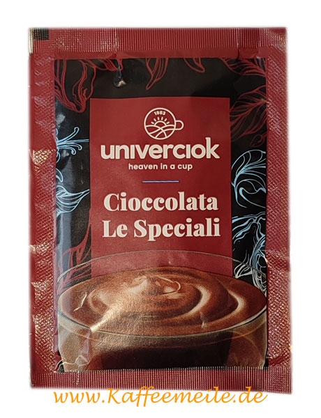 weiße-Trinkschokolade-Haselnuss-Univerciok-Bianca-Nocciola-Tassenportion